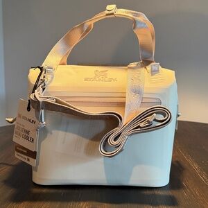 Stanley Julienne Mini Cooler ( 7.4Q/ 7L) in cream color.